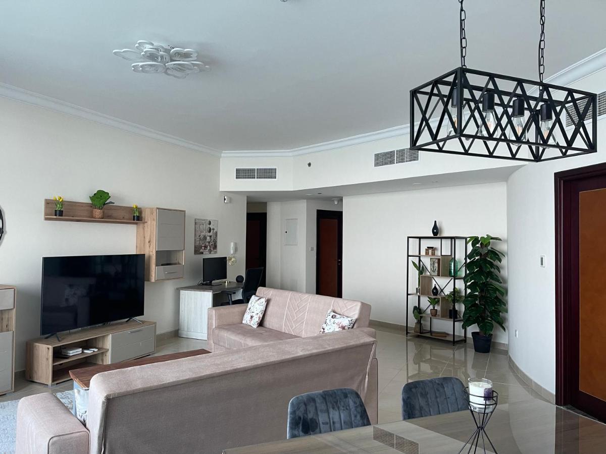 Beachfront Paradise Just Minutes From Dubai Apartment